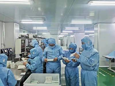 強(qiáng)化源頭監(jiān)管，規(guī)范市場(chǎng)秩序——山東省藥監(jiān)局五分局開(kāi)展膏貼類(lèi)醫(yī)療器械生產(chǎn)專(zhuān)項(xiàng)檢查